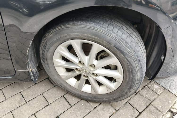Used Toyota Camry 2016 2.0G 10th Anniversary Leading Edition Right Front Wheel Hub