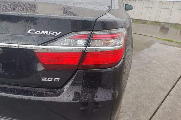 Used Toyota Camry 2016 2.0G 10th Anniversary Luxury Edition Right Rear Taillight