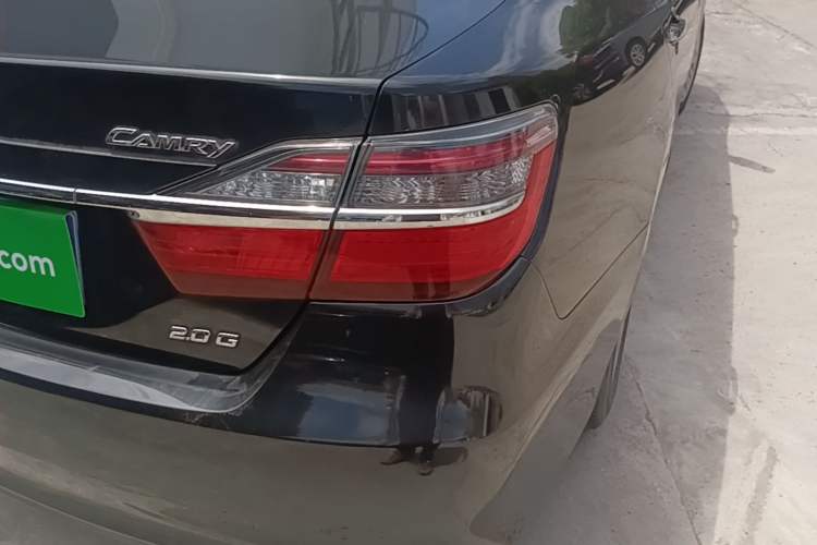 Used Toyota Camry 2016 2.0G 10th Anniversary Leading Edition Right Rear Taillight