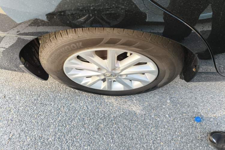 Used Toyota Camry 2016 2.0G 10th Anniversary Leading Edition Right Rear Wheel Hub