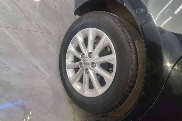Used Toyota Camry 2016 2.0G 10th Anniversary Leading Edition Right Rear Wheel Hub