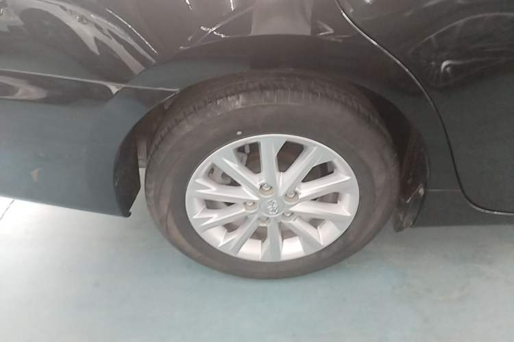 Used Toyota Camry 2016 2.0G 10th Anniversary Leading Edition Right Rear Wheel Hub