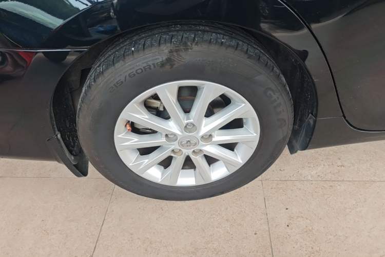 Used Toyota Camry 2016 2.0G 10th Anniversary Leading Edition Right Rear Wheel Hub