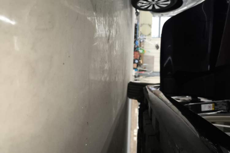 Used Toyota Camry 2016 2.0E 10th Anniversary Elite Edition Right Side Sill