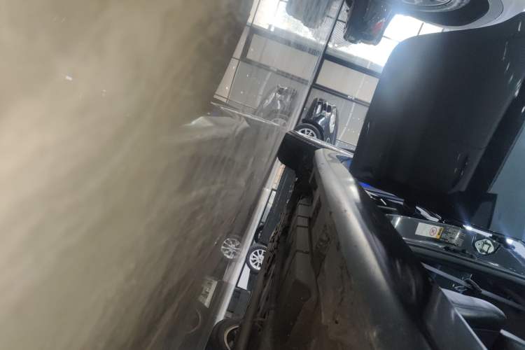 Used Toyota Camry 2016 2.0G 10th Anniversary Leading Edition Right Side Sill