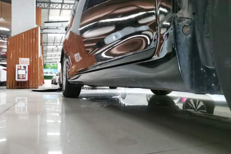 Used Toyota Camry 2016 2.0G 10th Anniversary Leading Edition Right Side Sill