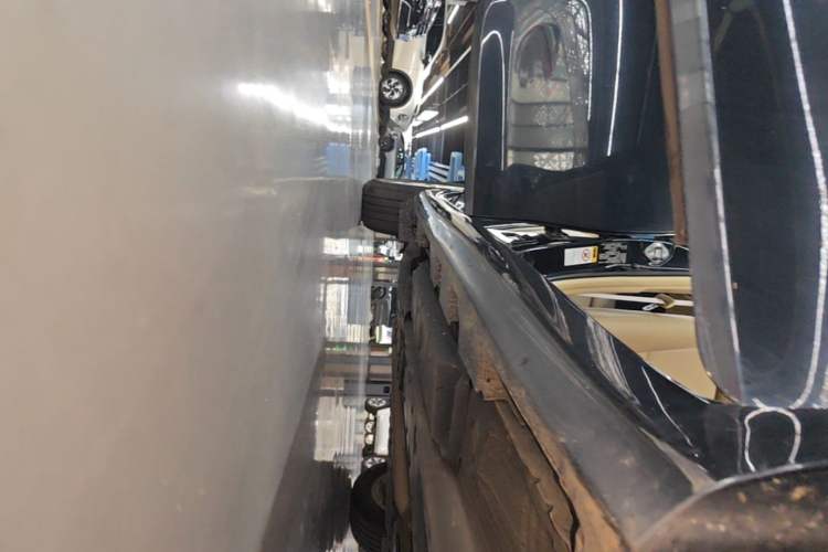 Used Toyota Camry 2016 2.0E 10th Anniversary Elite Edition Right Side Sill