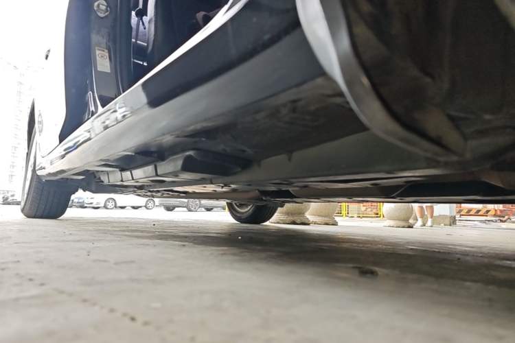 Used Toyota Camry 2016 2.0G 10th Anniversary Leading Edition Right Side Sill