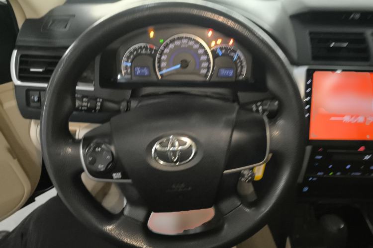 Used Toyota Camry 2016 2.0E 10th Anniversary Elite Edition Steering Wheel