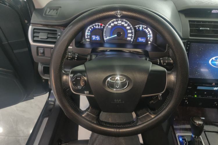 Used Toyota Camry 2016 2.0G 10th Anniversary Leading Edition Steering Wheel