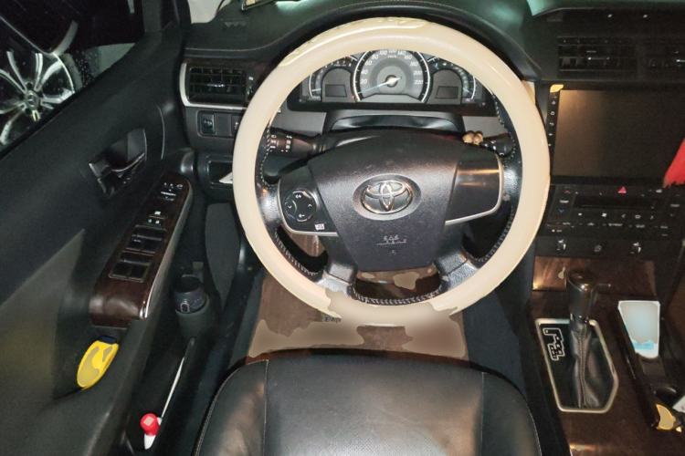 Used Toyota Camry 2016 2.0G 10th Anniversary Leading Edition Steering Wheel