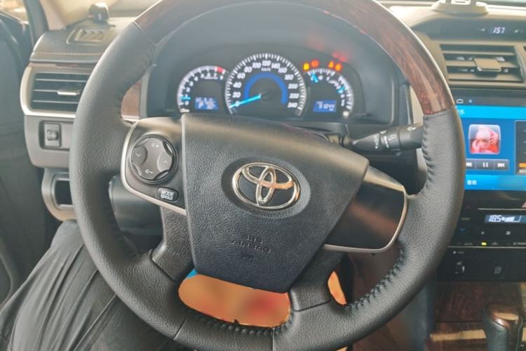 Used Toyota Camry 2016 2.0G 10th Anniversary Leading Edition Steering Wheel