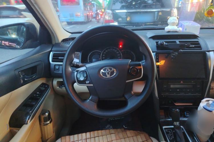 Used Toyota Camry 2016 2.0E 10th Anniversary Elite Edition Steering Wheel