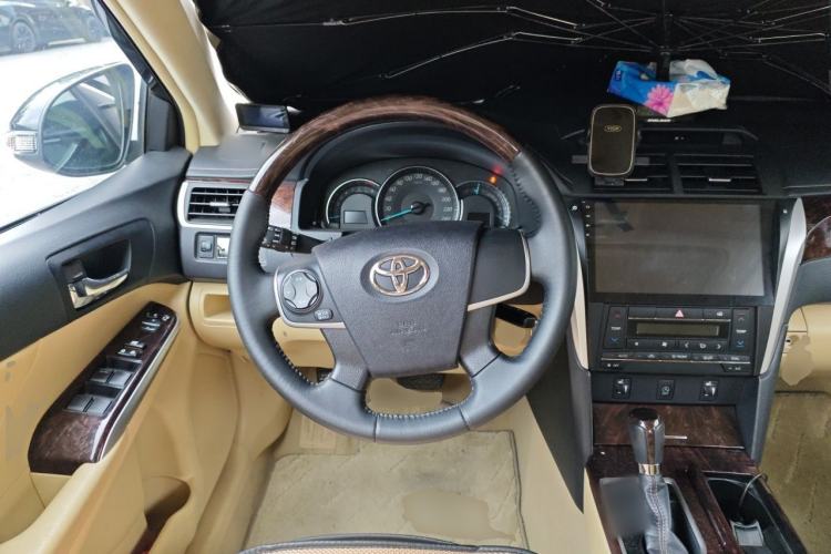 Used Toyota Camry 2016 2.0G 10th Anniversary Leading Edition Steering Wheel