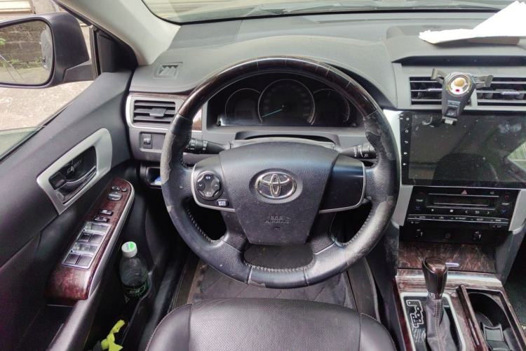 Used Toyota Camry 2016 2.0G 10th Anniversary Leading Edition Steering Wheel