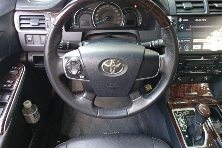 Used Toyota Camry 2016 2.0G 10th Anniversary Leading Edition Steering Wheel