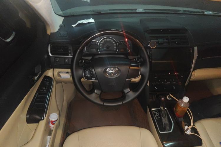 Used Toyota Camry 2016 2.0G 10th Anniversary Leading Edition Steering Wheel