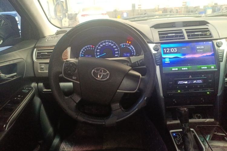 Used Toyota Camry 2016 2.0G 10th Anniversary Leading Edition Steering Wheel
