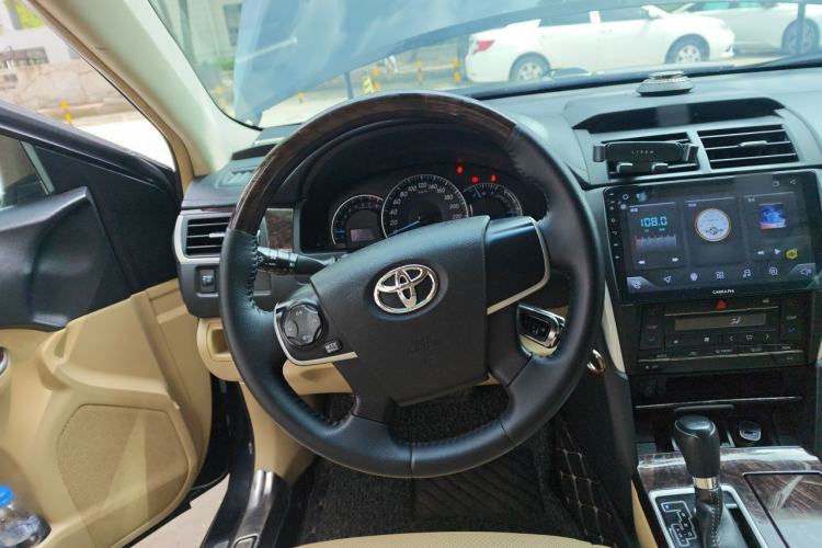 Used Toyota Camry 2016 2.0E 10th Anniversary Elite Edition Steering Wheel