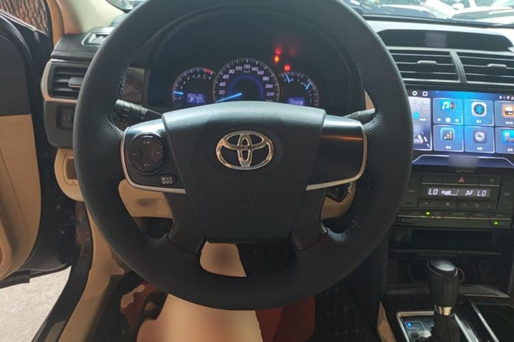 Used Toyota Camry 2016 2.0E 10th Anniversary Elite Edition Steering Wheel
