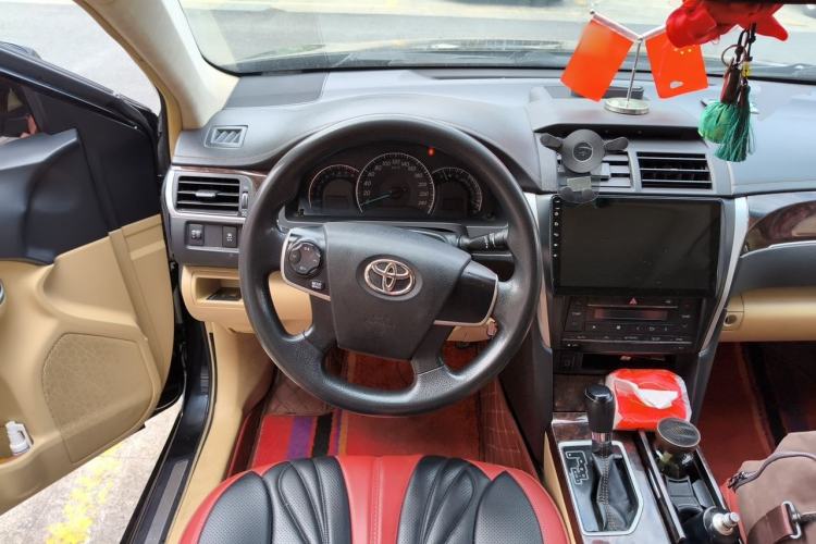 Used Toyota Camry 2016 2.0E 10th Anniversary Elite Edition Steering Wheel
