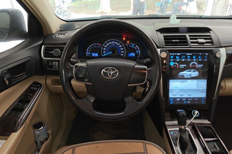 Used Toyota Camry 2016 2.0E 10th Anniversary Elite Edition Steering Wheel