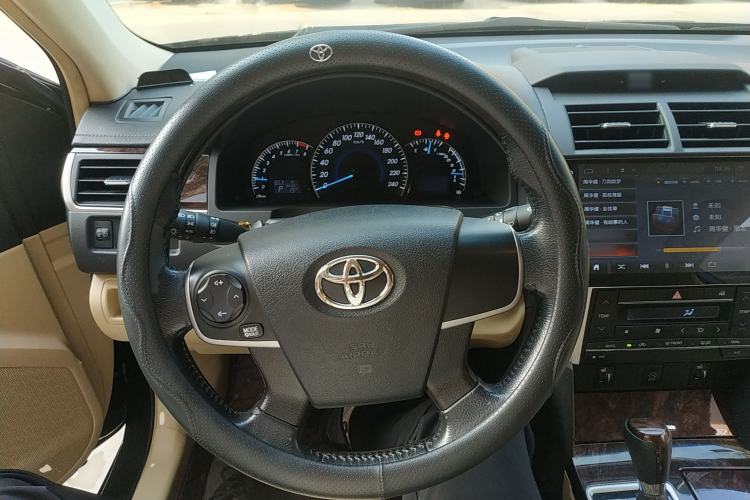 Used Toyota Camry 2016 2.0G 10th Anniversary Leading Edition Steering Wheel