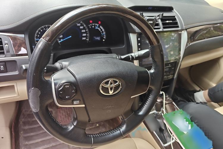 Used Toyota Camry 2016 2.0G 10th Anniversary Leading Edition Steering Wheel