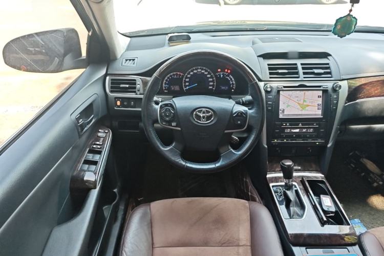 Used Toyota Camry 2016 2.5G 10th Anniversary Deluxe Navigation Edition Steering Wheel