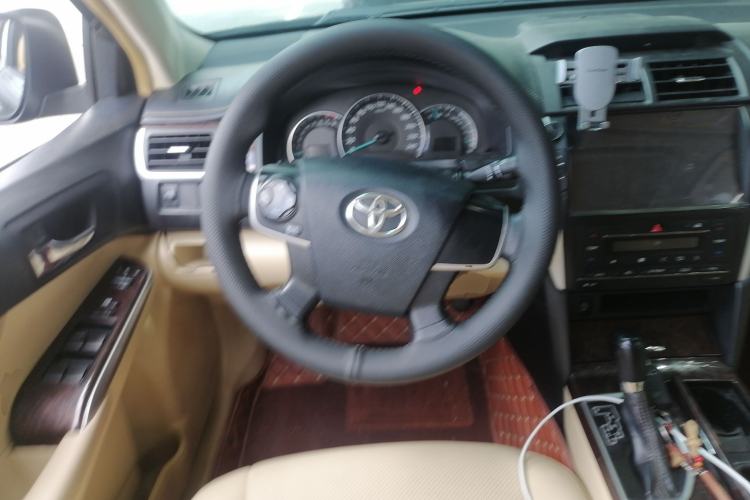 Used Toyota Camry 2016 2.0E 10th Anniversary Elite Edition Steering Wheel