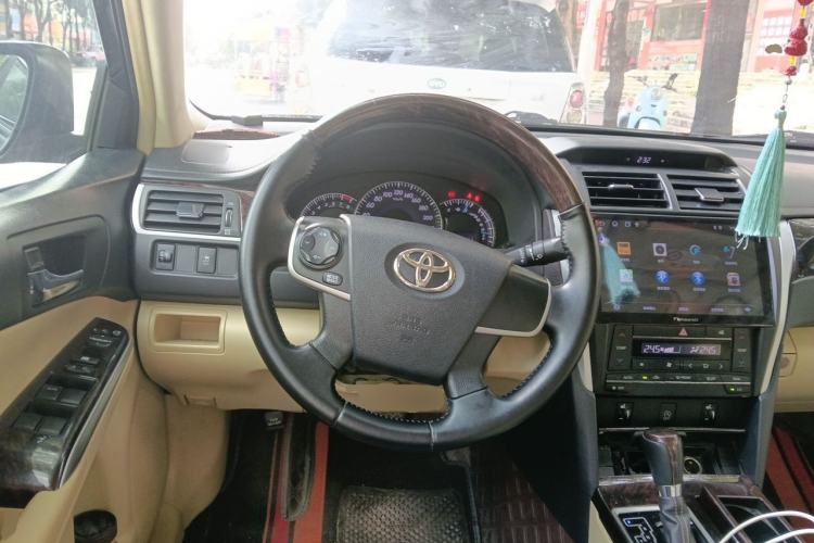 Used Toyota Camry 2016 2.0G 10th Anniversary Leading Edition Steering Wheel