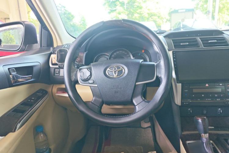 Used Toyota Camry 2016 2.0G 10th Anniversary Leading Edition Steering Wheel
