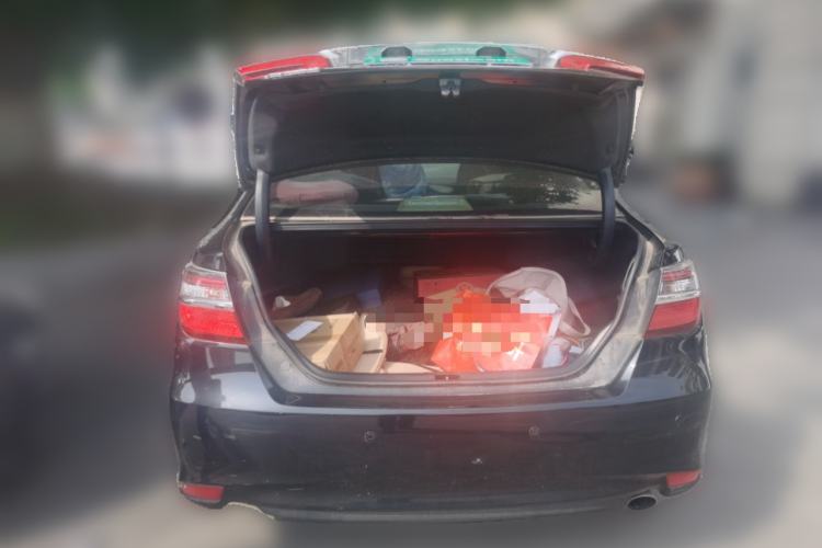 Used Toyota Camry 2016 2.0E 10th Anniversary Elite Edition Trunk