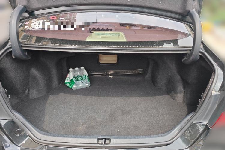 Used Toyota Camry 2016 2.0E 10th Anniversary Elite Edition Trunk