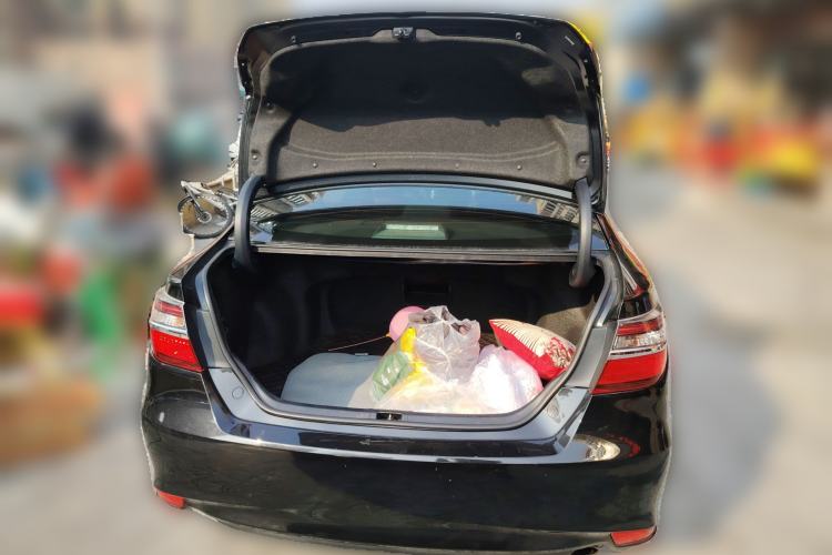 Used Toyota Camry 2016 2.0G 10th Anniversary Leading Edition Trunk