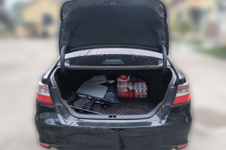 Used Toyota Camry 2016 2.0G 10th Anniversary Leading Edition Trunk