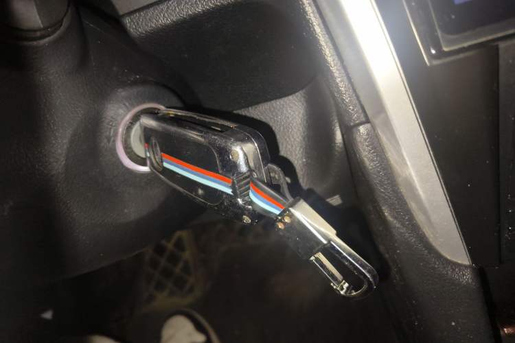 Used Toyota Camry 2016 2.0G 10th Anniversary Leading Edition Vehicle Key