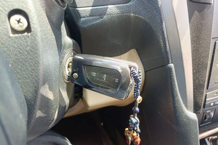 Used Toyota Camry 2016 2.0G 10th Anniversary Leading Edition Vehicle Key