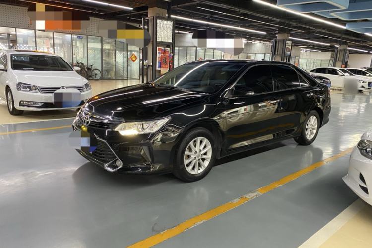 Used Toyota Camry 2016 2.0E 10th Anniversary Elite Edition Guazi used car, China used car export, Used car for sale, Used Toyota cars, Cheapest cars for sale