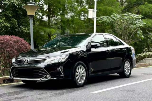 Used Toyota Camry 2016 2.0G 10th Anniversary Leading Edition