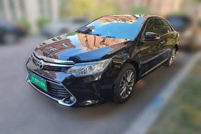 Toyota Camry 2016 2.5G 10th Anniversary Deluxe Navigation Edition مستعملة