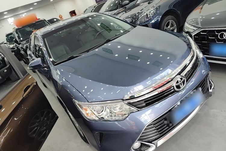 Used Toyota Camry 2016 2.0G 10th Anniversary Leading Edition Front Right 45 Deg