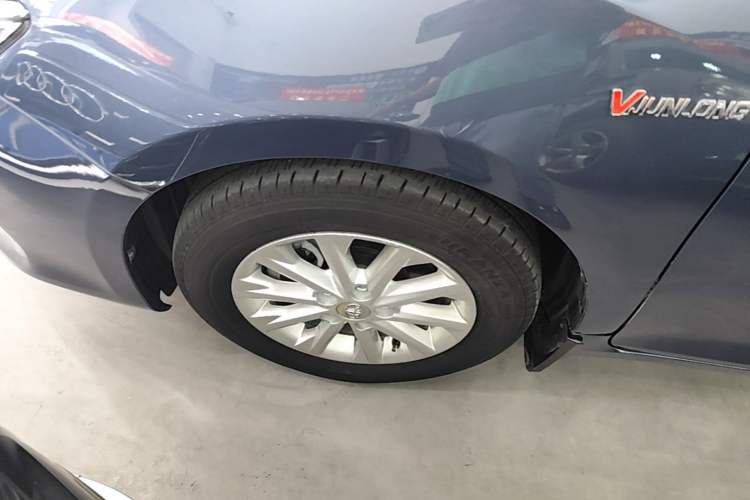Used Toyota Camry 2016 2.0G 10th Anniversary Leading Edition Left Front Wheel Hub
