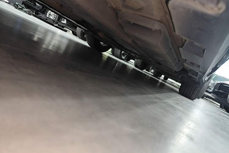 Used Toyota Camry 2016 2.0G 10th Anniversary Leading Edition Left Side Sill