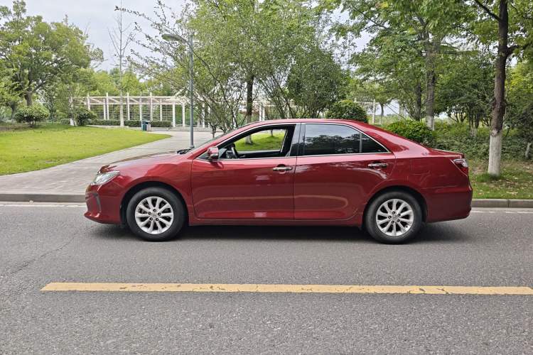 Used Toyota Camry 2016 2.0G 10th Anniversary Leading Edition Exterior 5