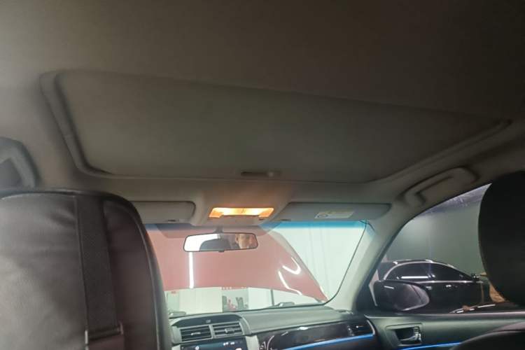 Used Toyota Camry 2016 2.0G 10th Anniversary Leading Edition Headliner