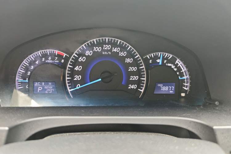 Used Toyota Camry 2016 2.0G 10th Anniversary Leading Edition Instrument Cluster