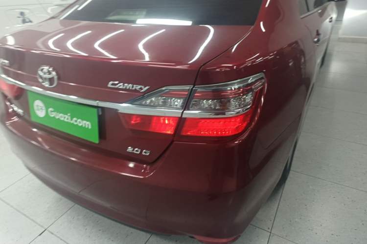 Used Toyota Camry 2016 2.0G 10th Anniversary Leading Edition Right Rear Taillight