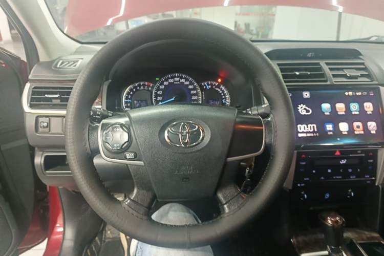 Used Toyota Camry 2016 2.0G 10th Anniversary Leading Edition Steering Wheel
