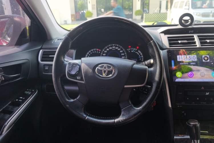 Used Toyota Camry 2016 2.0G 10th Anniversary Leading Edition Steering Wheel